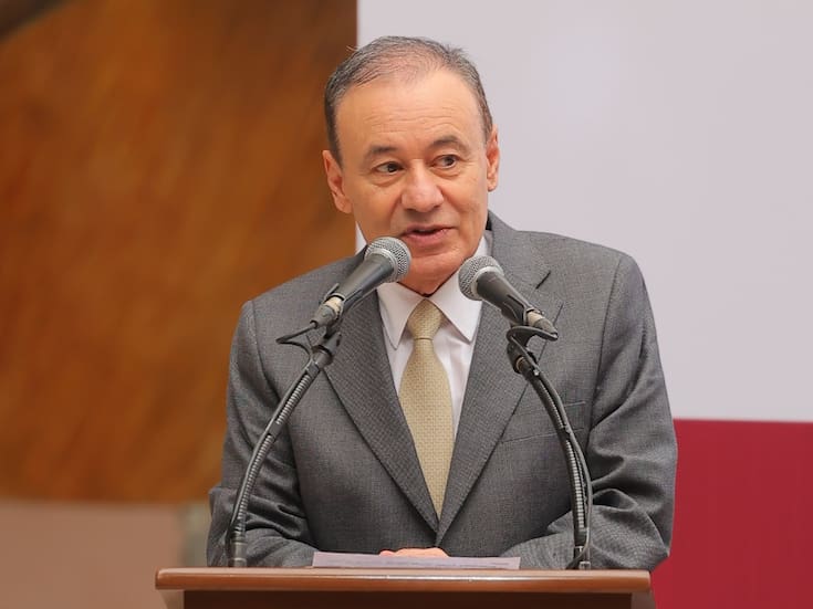 Viaja gobernador Alfonso Durazo a Dallas para reunirse con empresarios