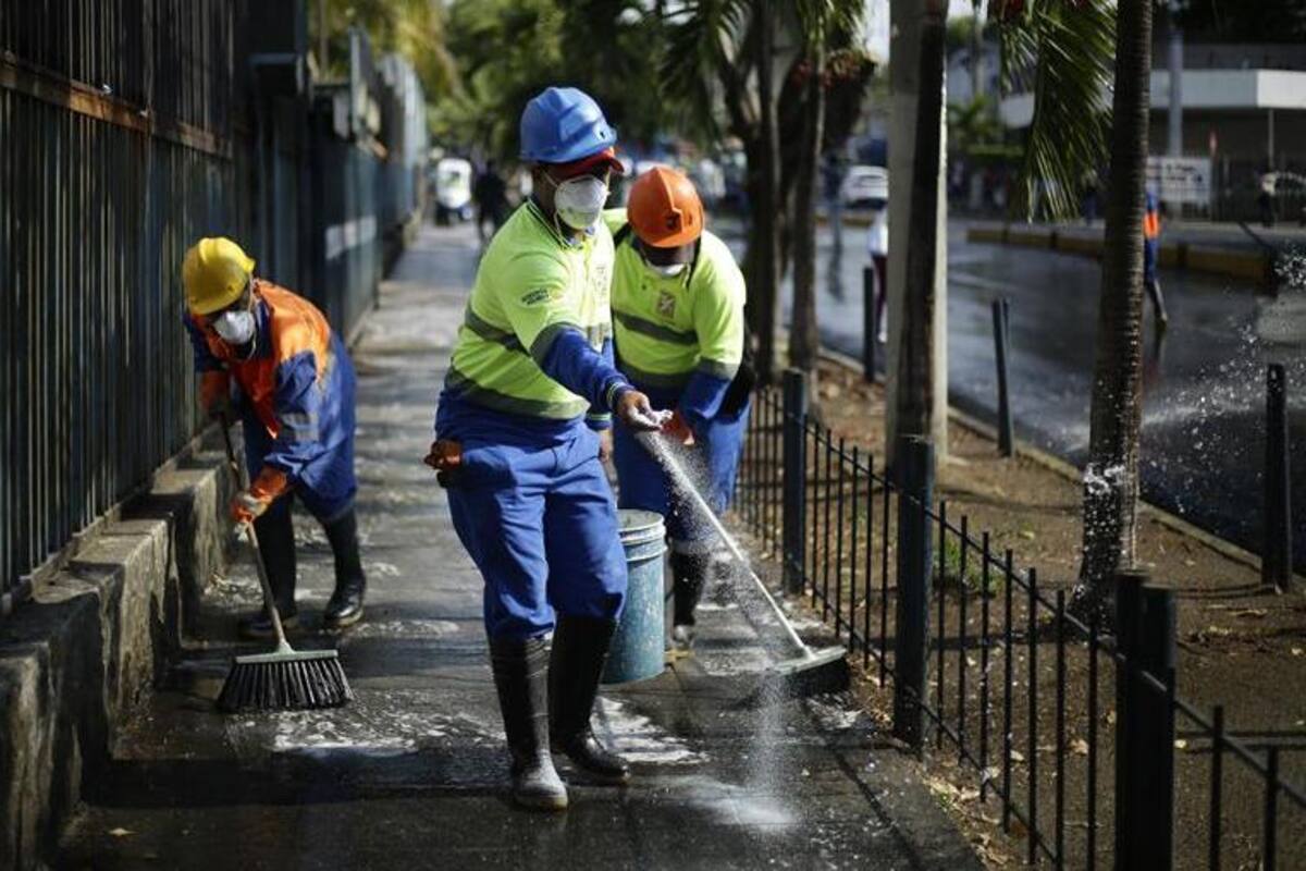 Chilenos no aprueban levantamiento de cuarentena en barrios de la capital
