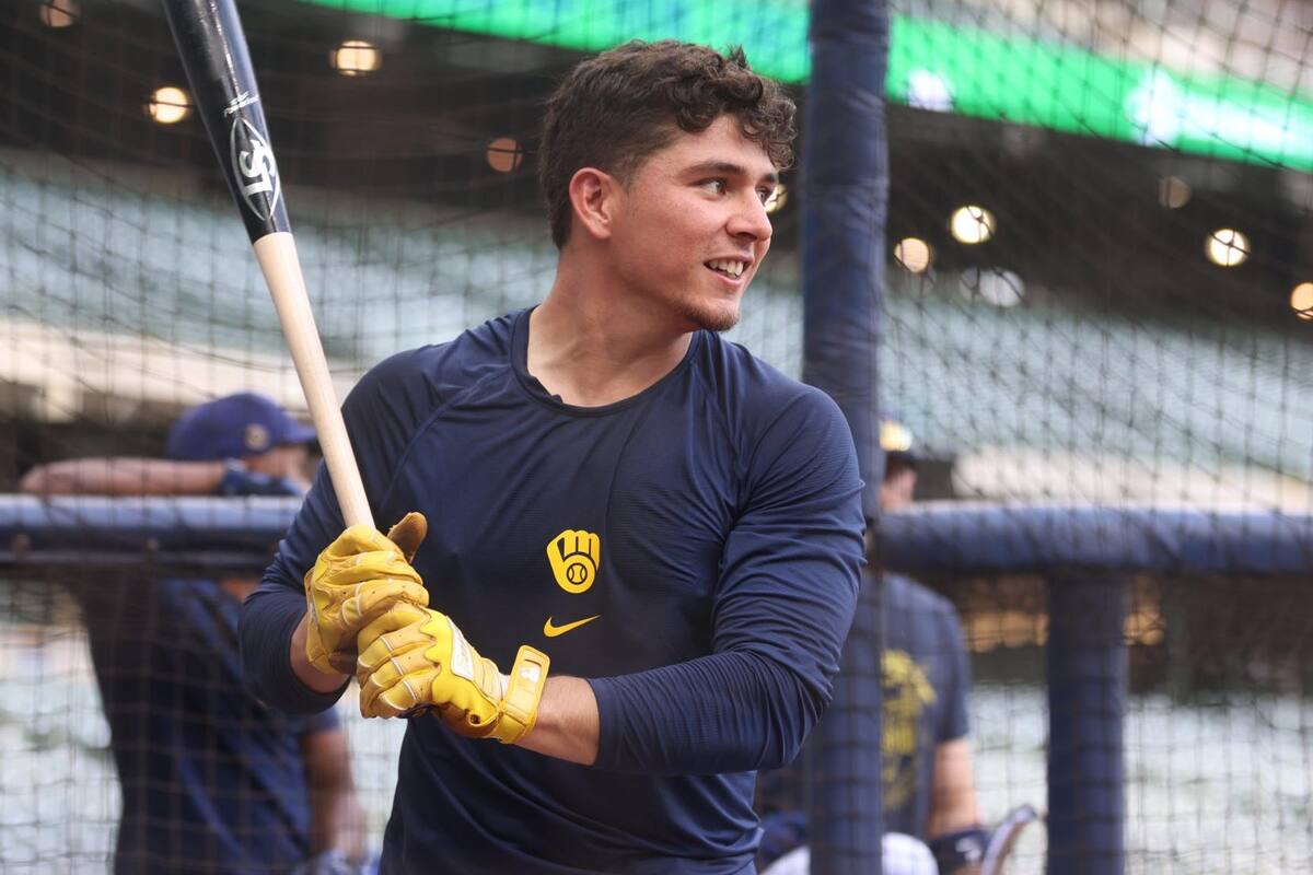 Luis Urías le da el triunfo a Cerveceros con batazos productores en MLB