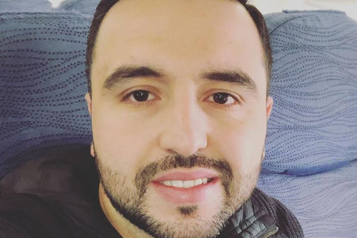Comediante Mike Salazar da positivo con coronavirus
