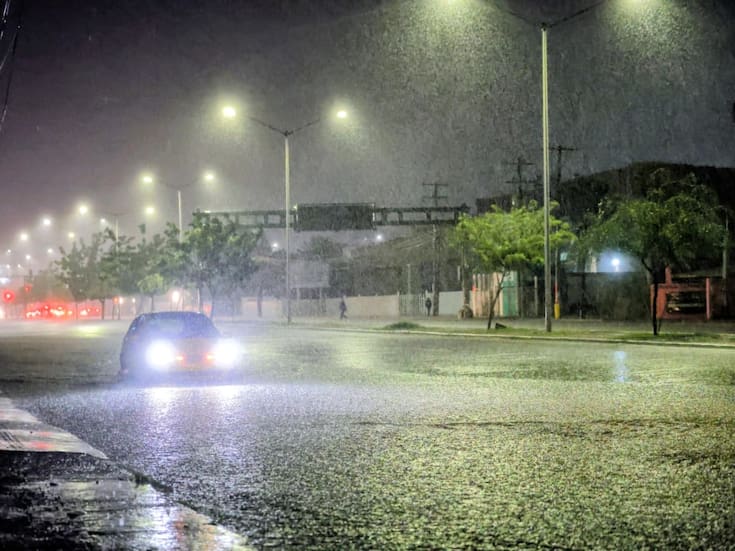Bomberos de Hermosillo atendieron 40 emergencias incluyendo colapsos de casas tras fuertes lluvias durante el fin de semana