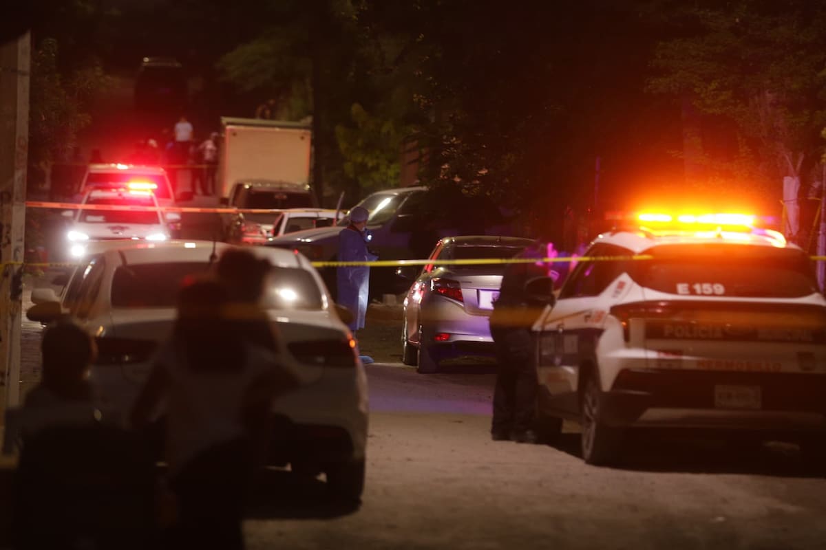 Acribillan a hombre dentro de un vehículo en Hermosillo