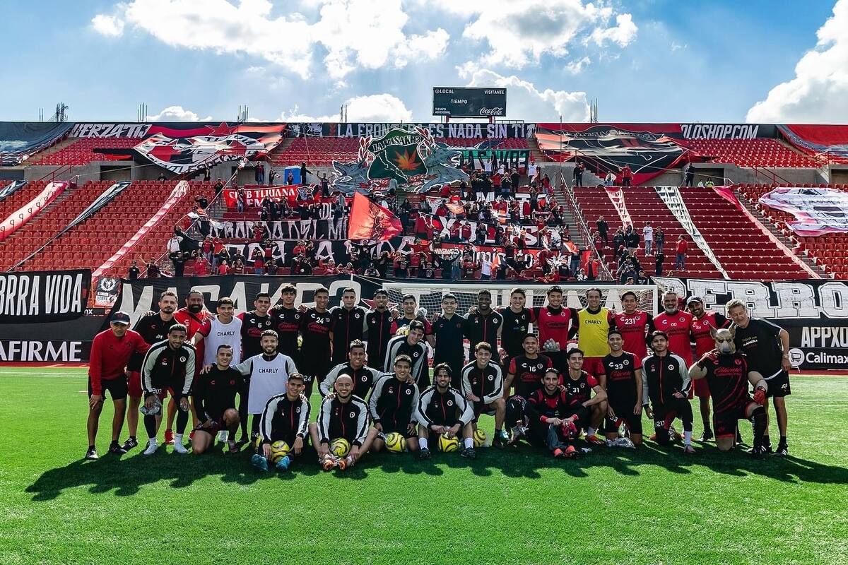 Xolos abre las puertas de su entrenamiento a sus aficionados