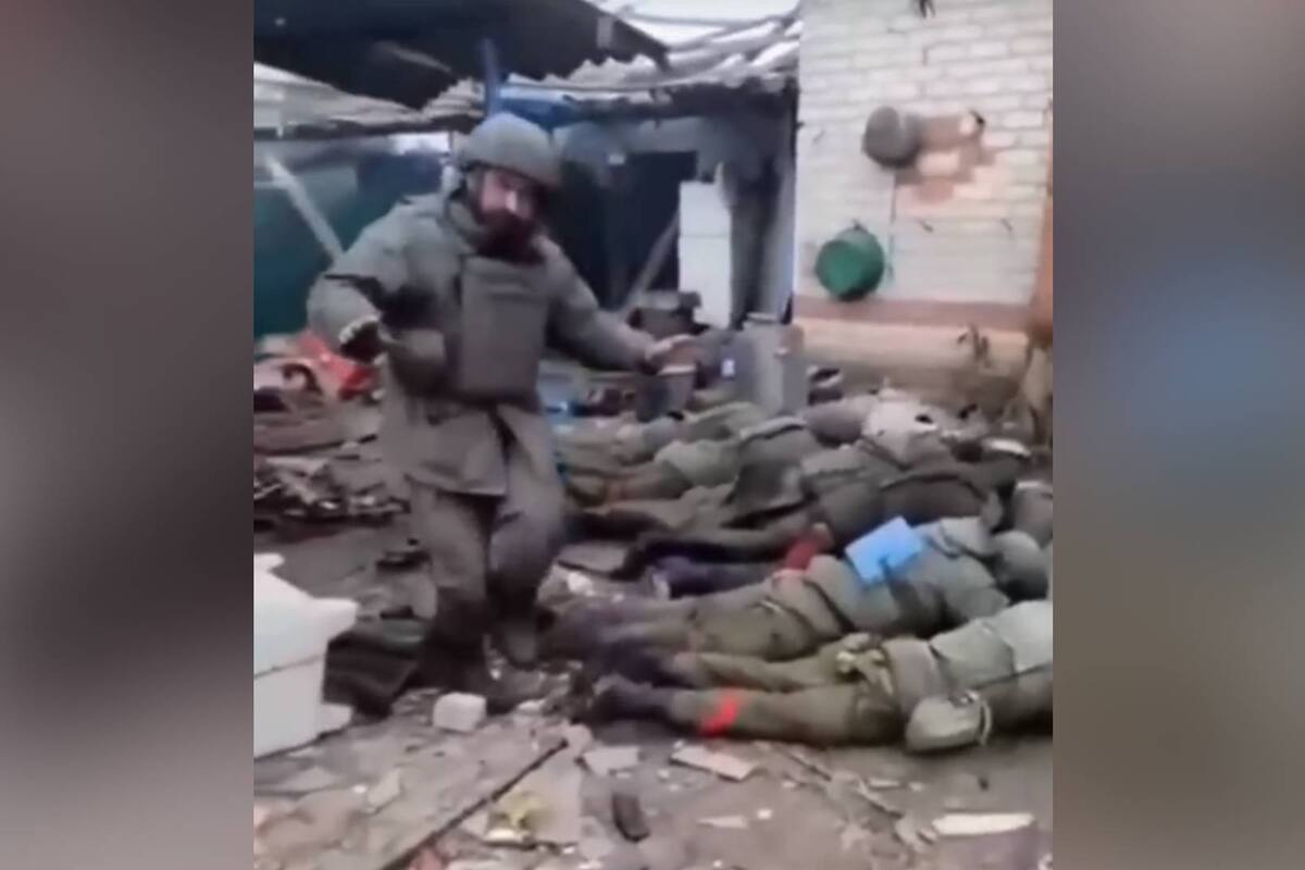¿Ucrania cometió un crimen de guerra?: Circulan videos de militares ucranianos ejecutando a soldados rusos desarmados