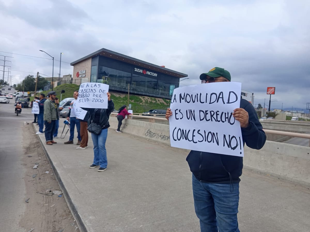 Ciudadanos exigieron que siga siendo pública, y rechazan cualquier esquema de cobro, tarjetas o concesión privada. Foto: Michelle Castillo