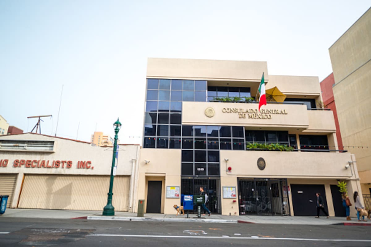 Consulado de México en San Diego alerta sobre fraudes migratorios