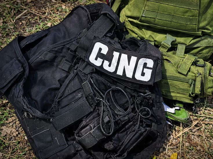 Desde el 2020, el CJNG impone cuotas de 50 a 20 mil pesos mensuales por cruzar cargamentos de mercancía como café, ropa o ganado en la Frontera Comalapa; desplaza familias y disputa rutas clave al Cártel de Sinaloa en la frontera sur