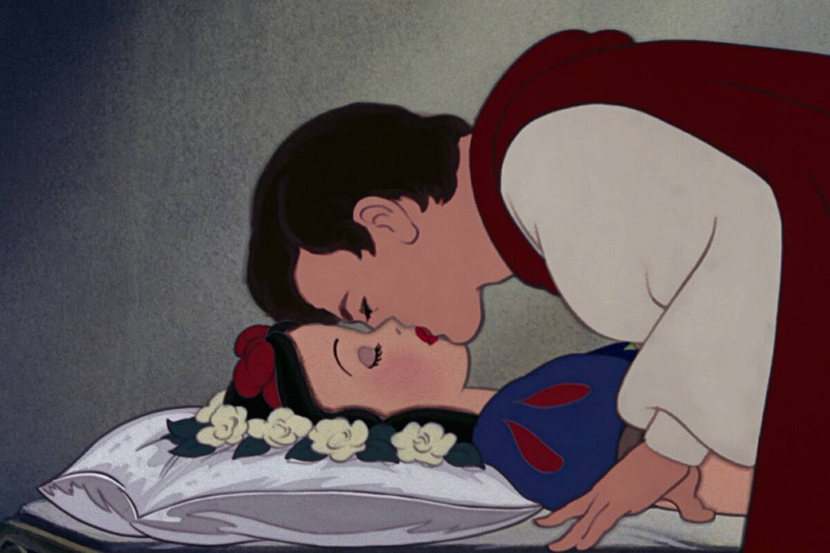 Quieren cancelar a “Blancanieves” por promover el “beso sin consentimiento”