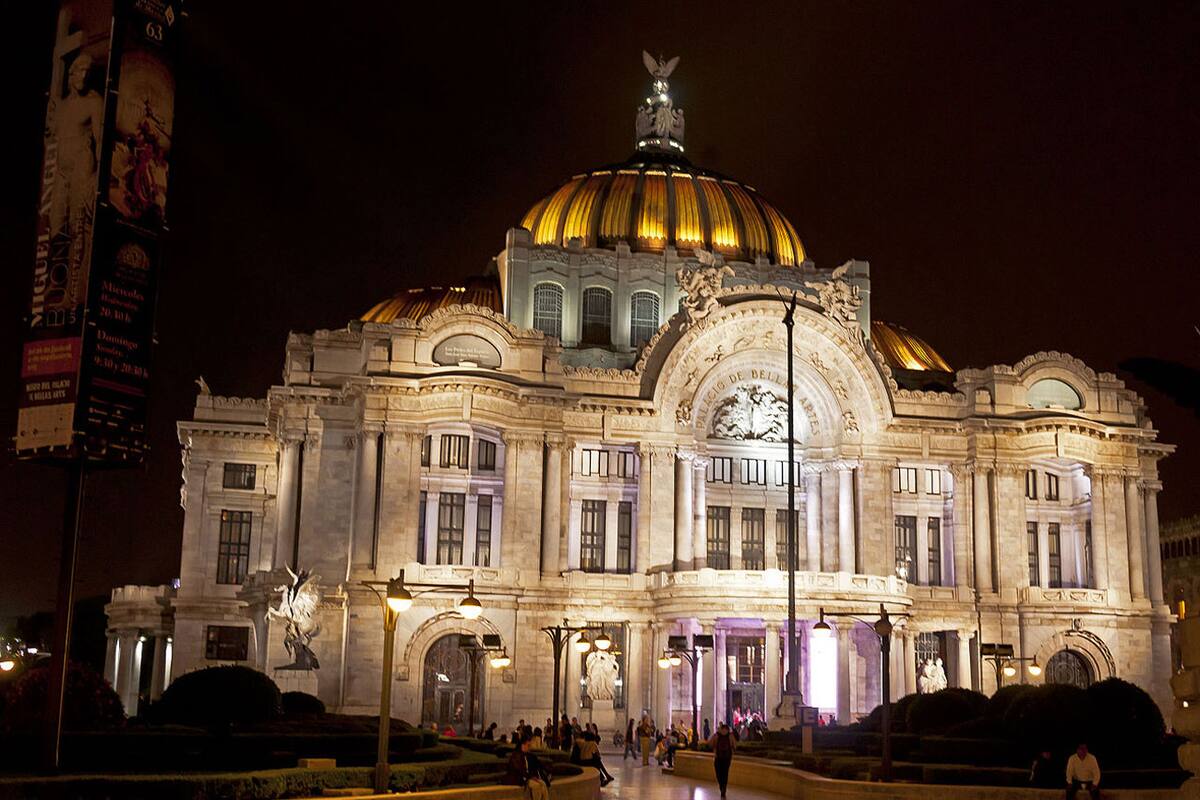 ¿Qué pasó en Bellas Artes en evento de la iglesia Luz del Mundo?