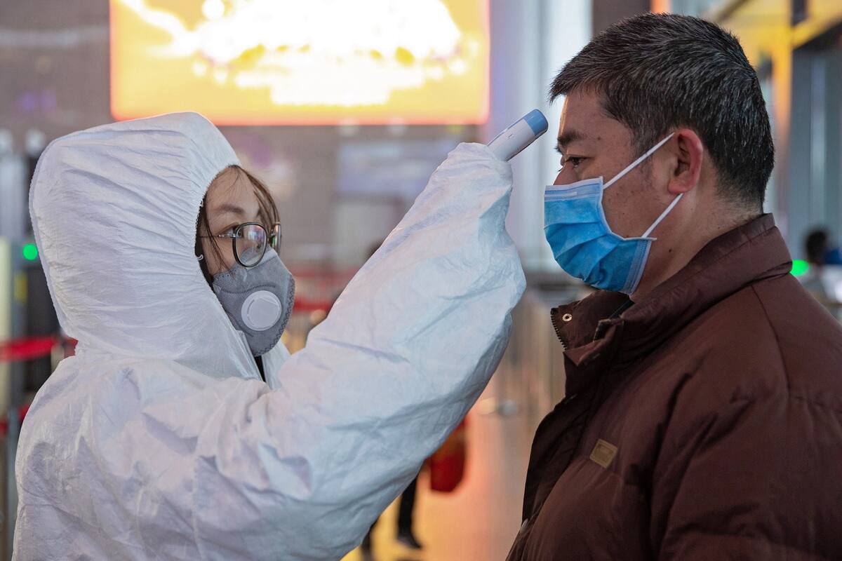 Rusia asegura que están probando 30 medicamentos contra coronavirus