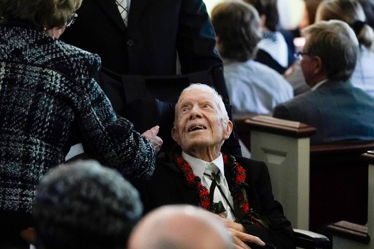 Detienen a hombre armado en el Capitolio durante homenaje a Jimmy Carter