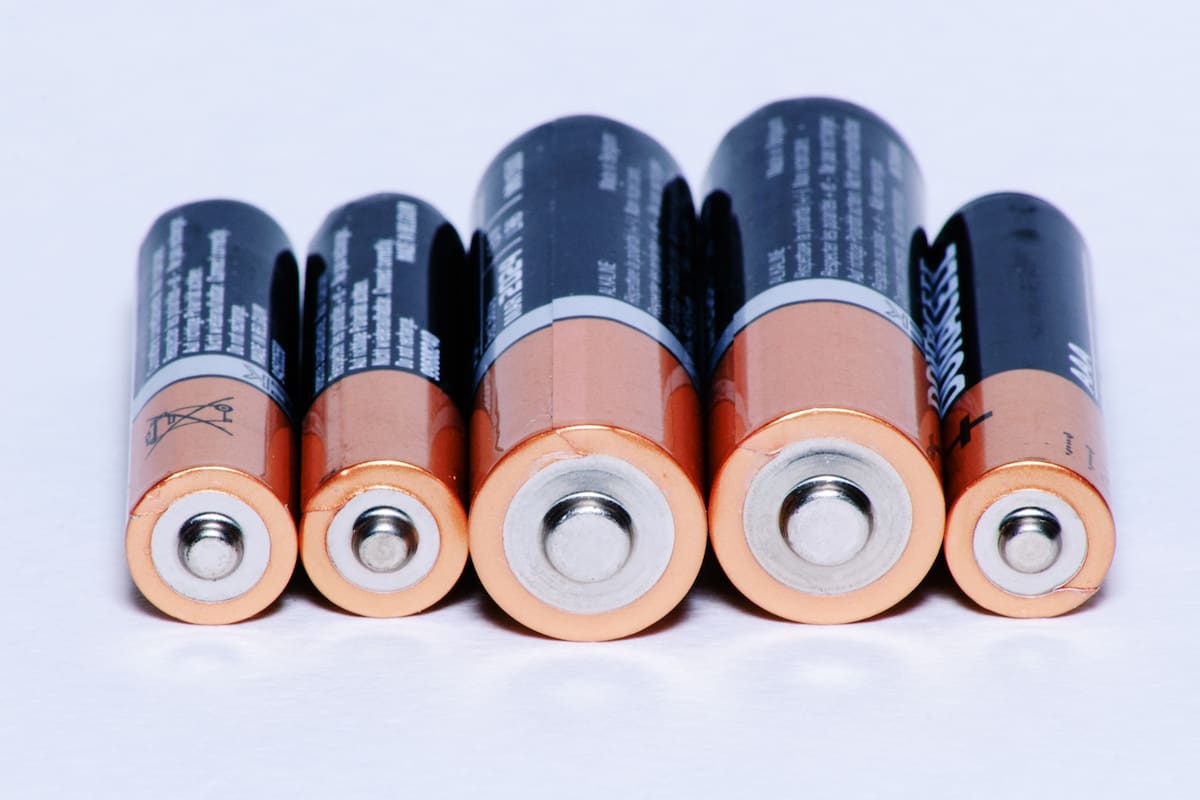 ¿Por qué se derraman las pilas? Profeco lo explica