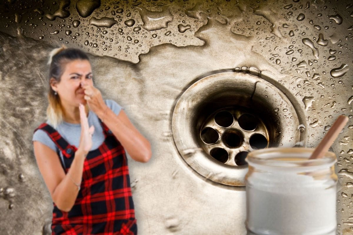 Cómo eliminar el mal olor del desagüe con bicarbonato y agua caliente