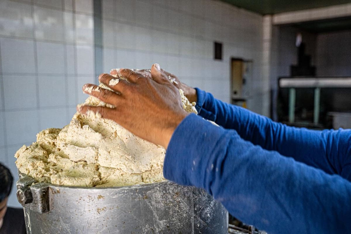 Comerciantes señalan que el abasto de insumos se mantiene estable y que el suministro de maíz continúa sin contratiempos. Foto: Border Zoom