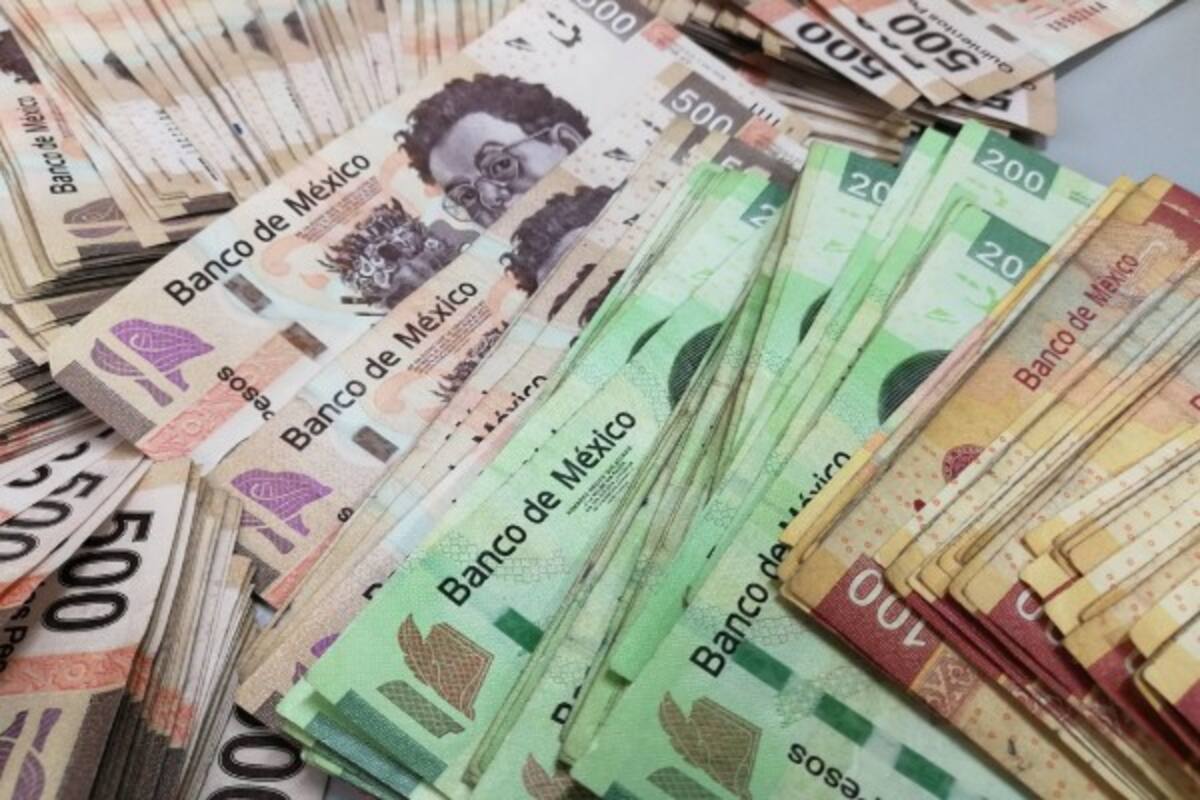 Entregarán aguinaldos a burócratas el día de mañana