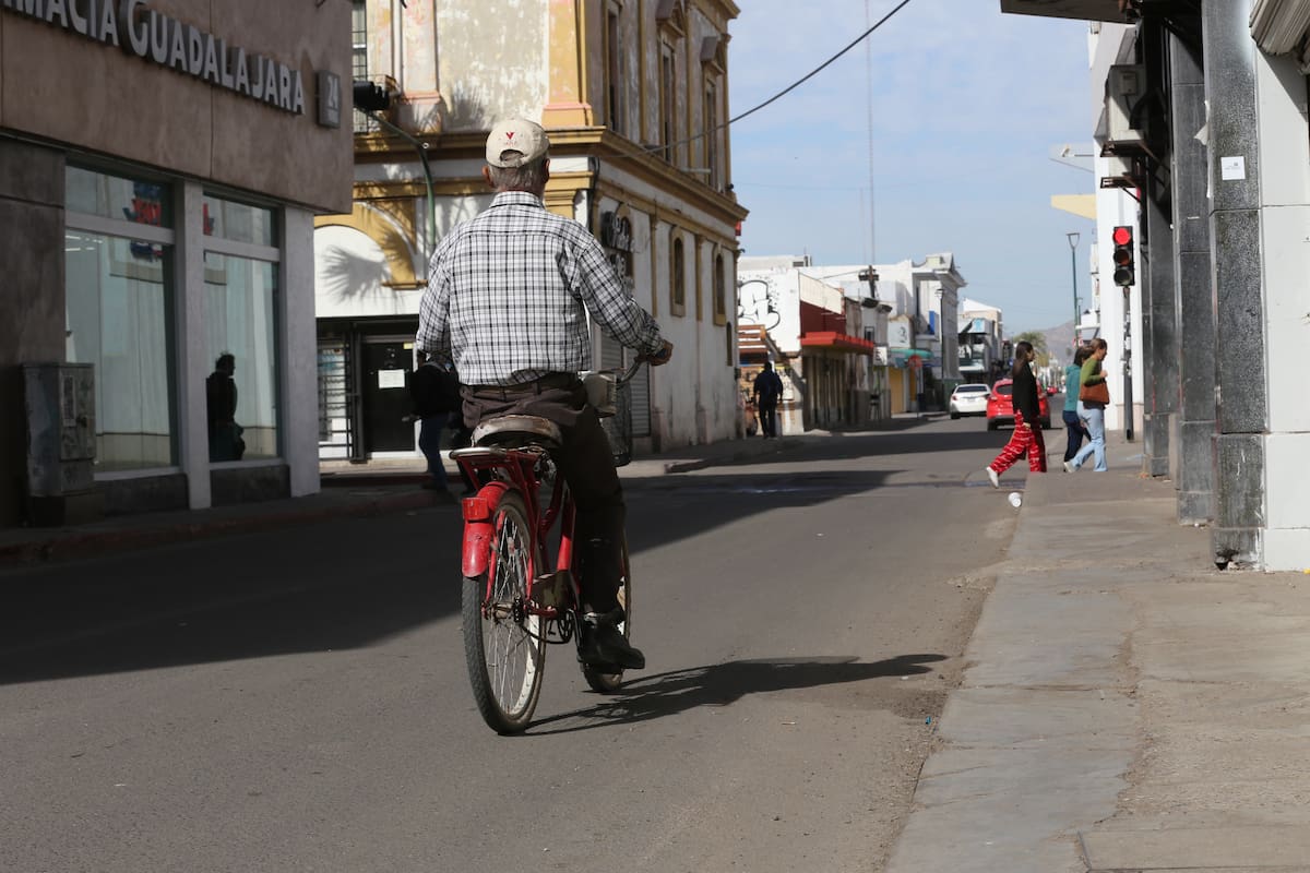 colectivos ciudadanos insisten en la necesidad de ciclovías confinadas para garantizar la seguridad de quienes usan la bicicleta como medio de transporte. FOTO: BANCO DIGITAL