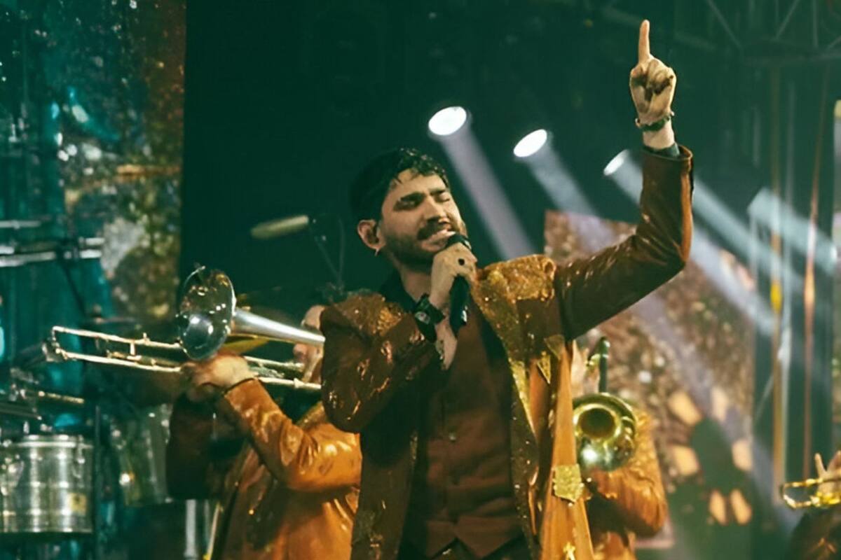 Vocalista de El Recodo rompe el silencio y habla del acoso que sufrió en un concierto