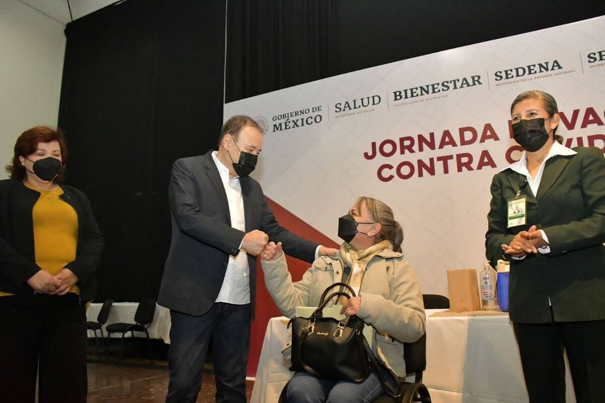 Atestigua Alfonso Durazo Jornada de Vacunación de Refuerzo Contra Covid-19