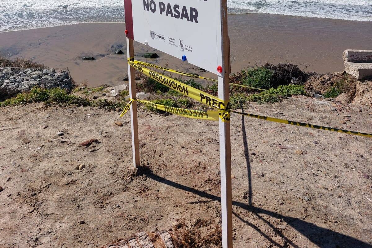 Preocupan 3 socavones en Playas