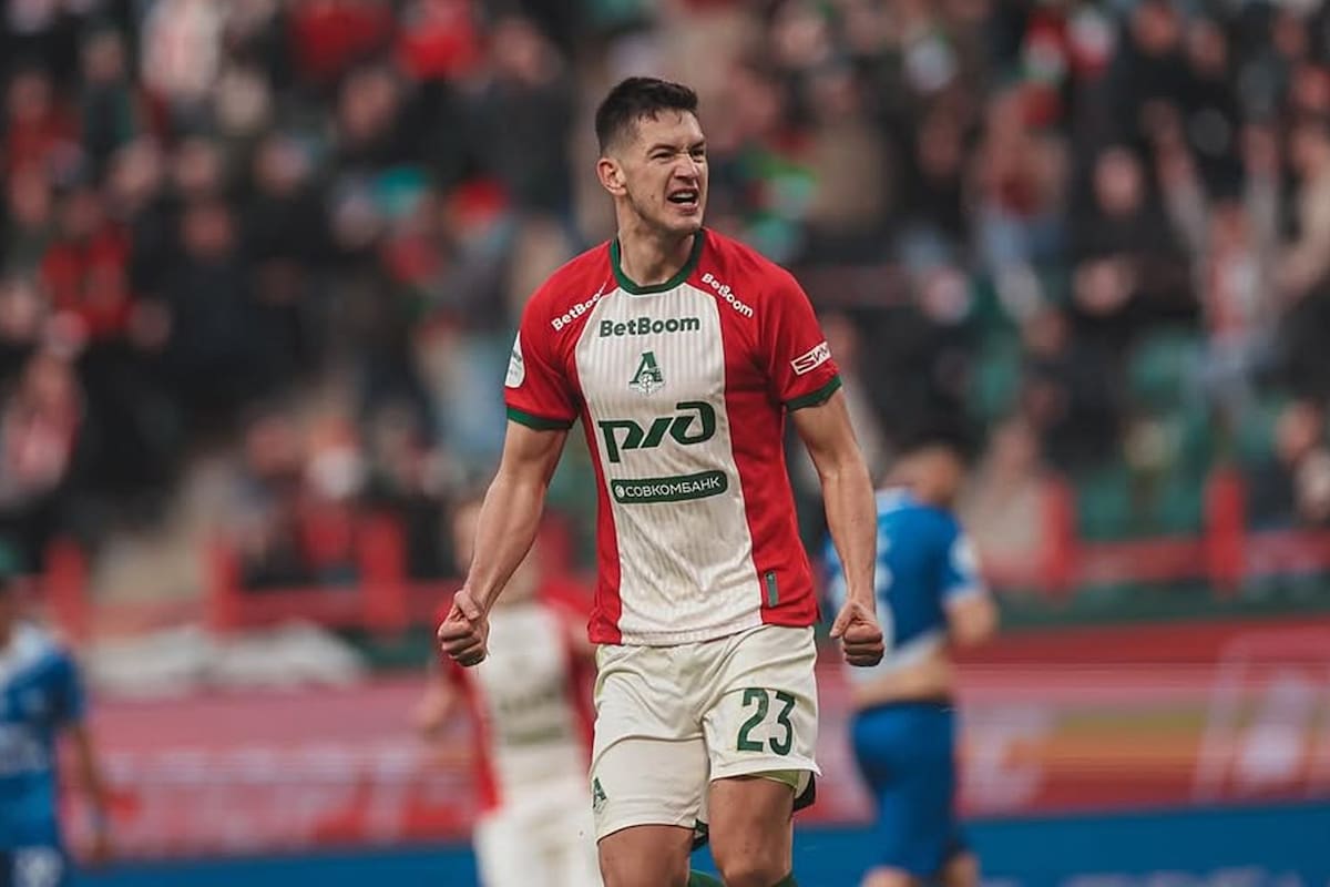 César Montes reapareció con gol en Rusia luego de perderse los cuatro partidos de México por lesión