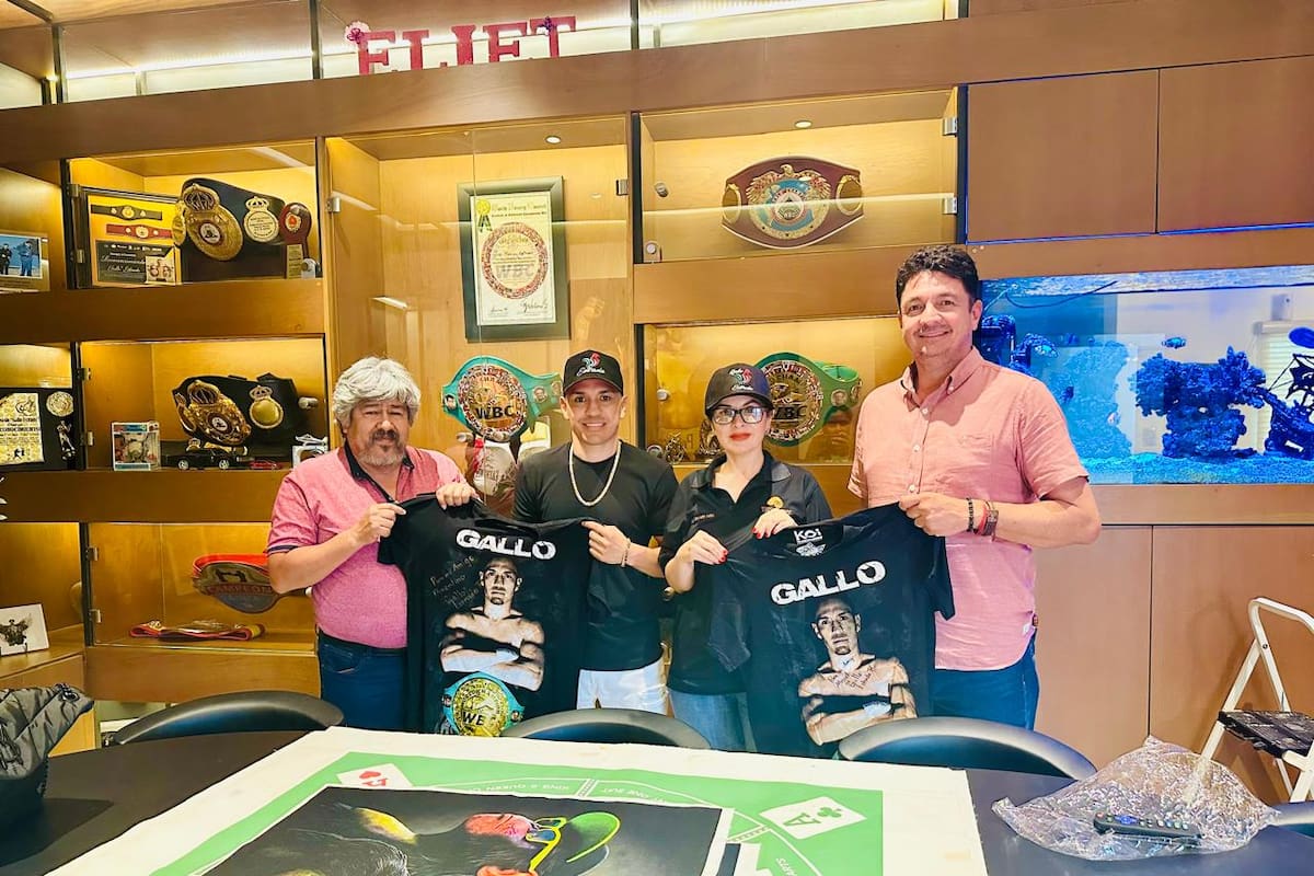 Dona al menos cinco artículos escolares para participar en el sorteo de dos gorras autografiadas por el boxeador Juan Francisco “El Gallo” Estrada