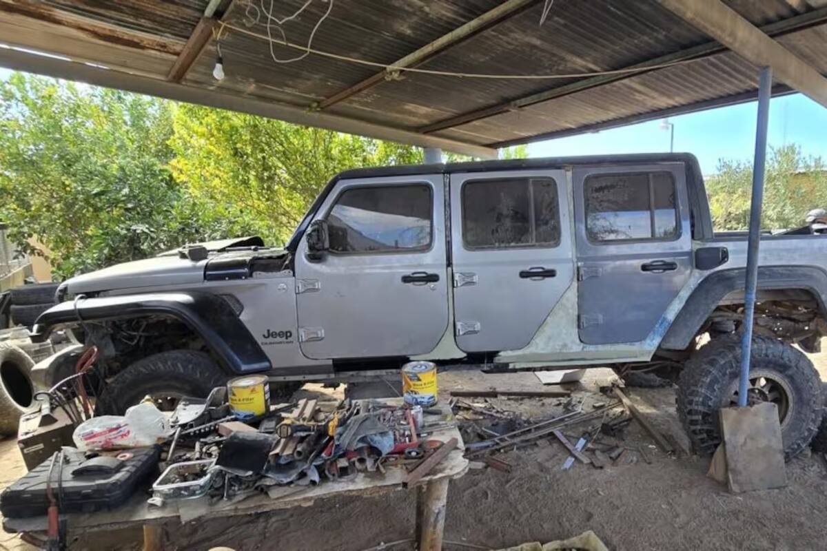 Aseguran taller de blindaje artesanal de autos en Sonora; esto encontraron