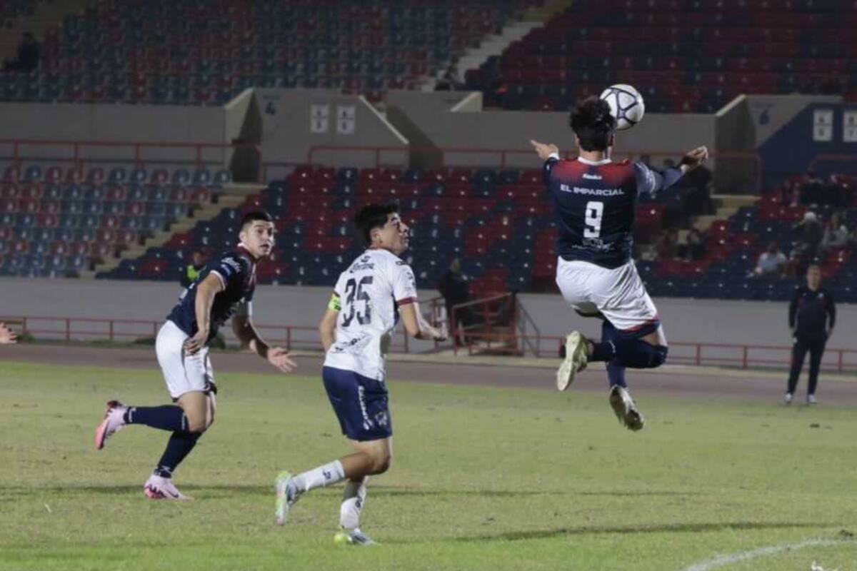 Gol agónico da triunfo a Cimarrones sobre Irapuato en semifinal de ida
