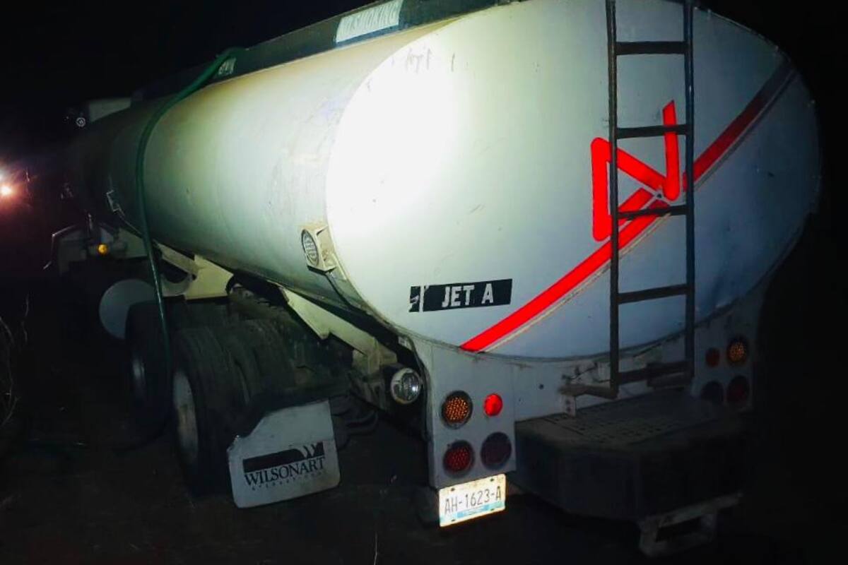 Cruzan a diario de contrabando mil 700 pipas de combustible