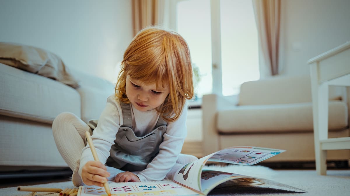 Dibujar en la infancia fortalece la memoria visual y mejora el aprendizaje, según expertos de Harvard, al activar habilidades clave como atención, retención y autocontrol desde edades tempranas