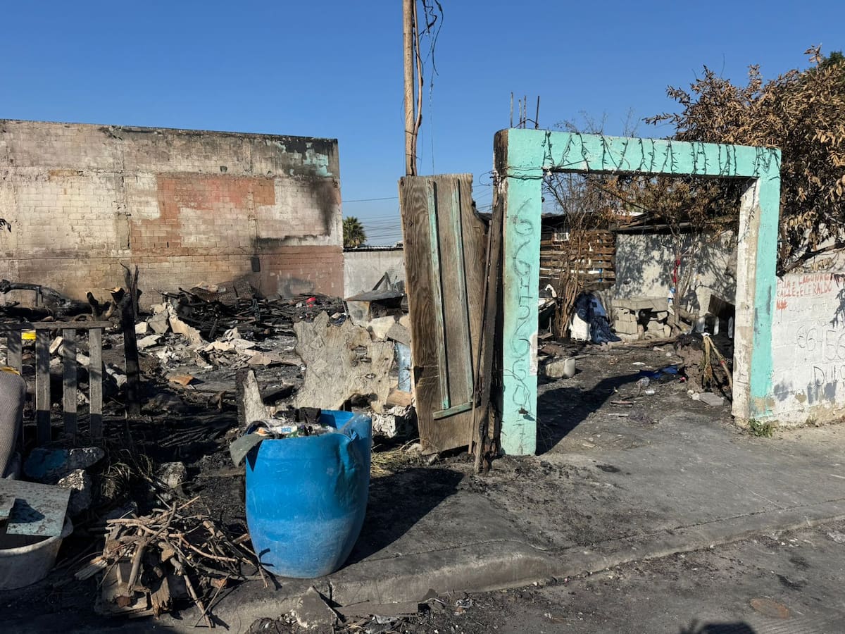 El pasado viernes quedaron reducidas a cenizas las casas de sus dos hijos. Foto: Cortesia