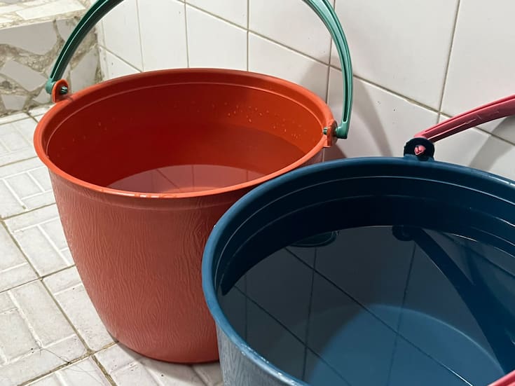 Algunas colonias de Tijuana señalan que siguen sin agua y agotan reservas tras megacorte