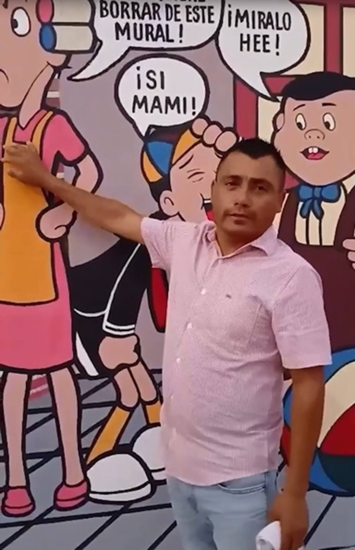 Reynaldo Miranda, vecino de Villa Verde, pide sean eliminadas del mural 'Doña Florinda' y 'La Popis'. (Foto: Grupo Healy)