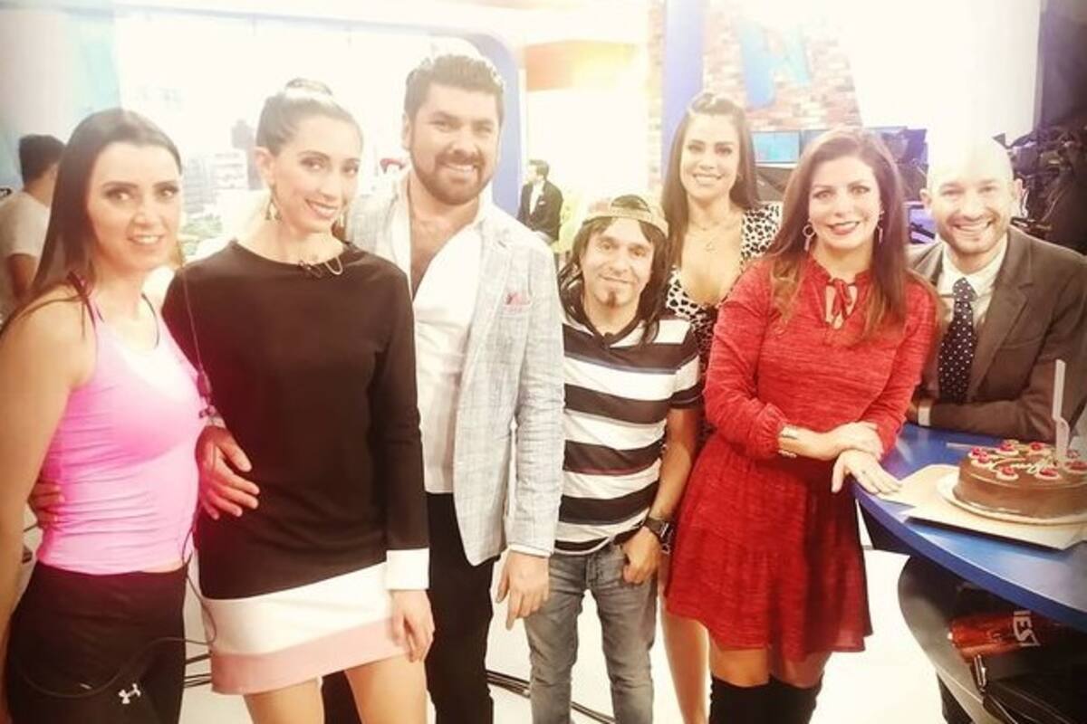 Conductora de "Aquí Contigo" recibió el galardón "Micrófono de Oro"