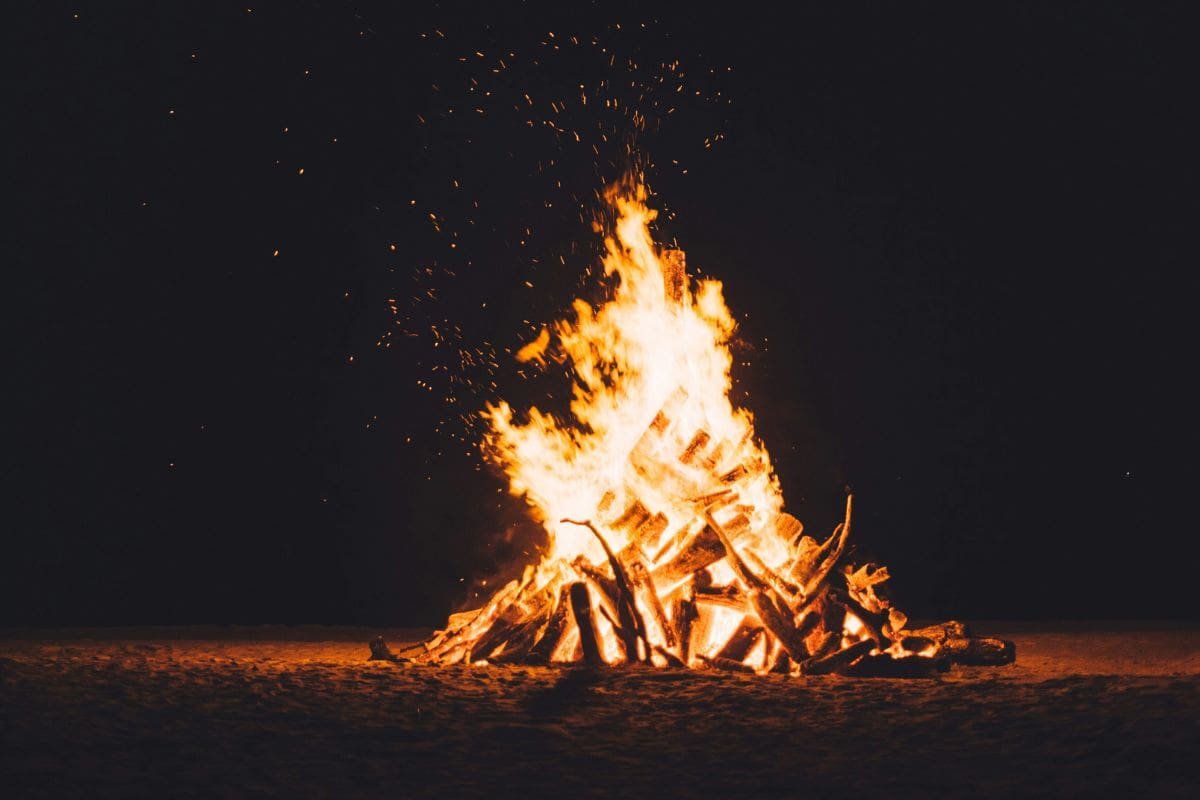 ¿Qué significa soñar con una hoguera? Esto es lo que podría estar revelando tu inconsciente