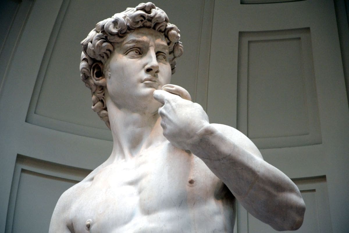 Descubre lo guapísimo que sería El David de Miguel Ángel en la vida real según la IA