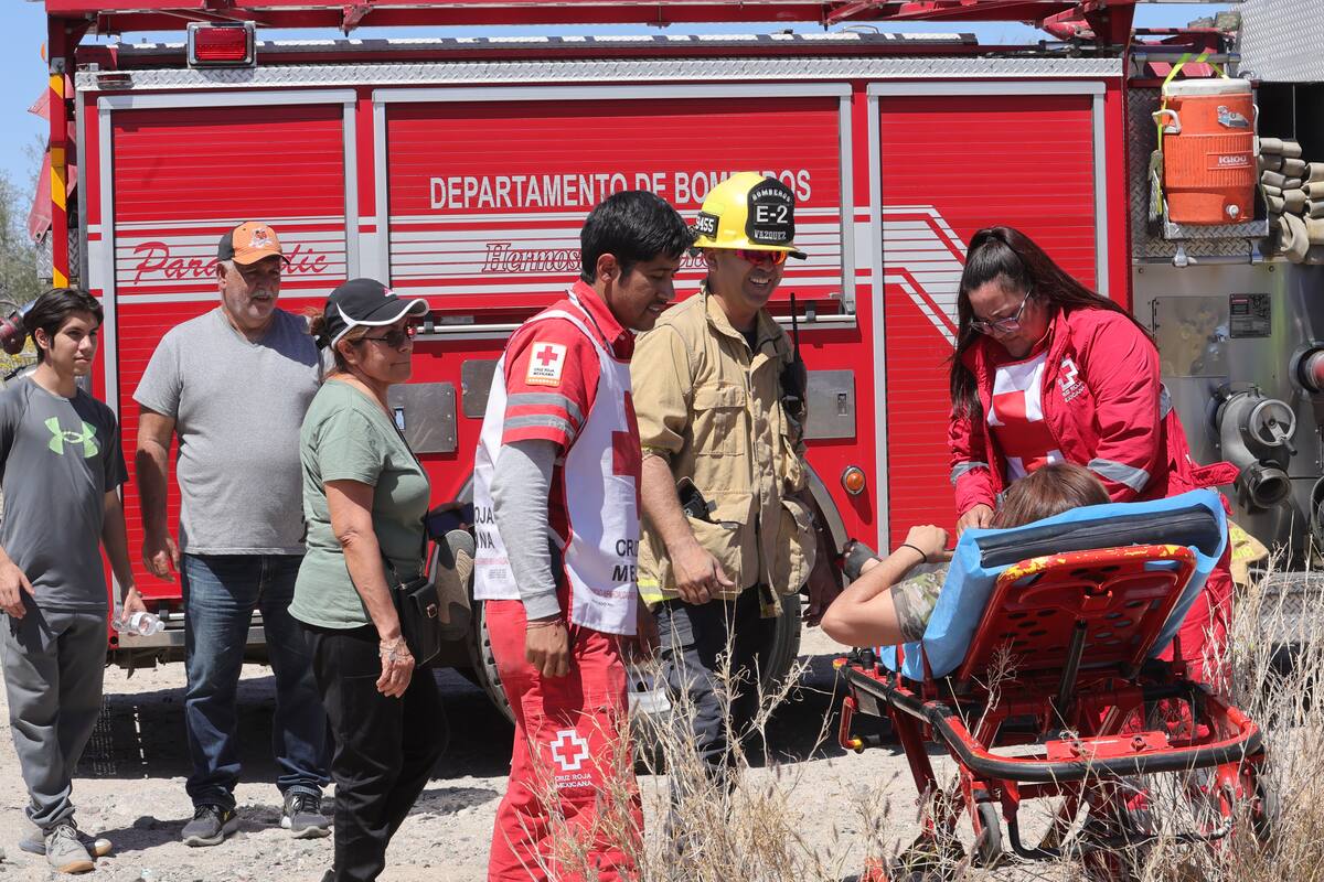 Rescatan a mujer del Cerro del Bachoco