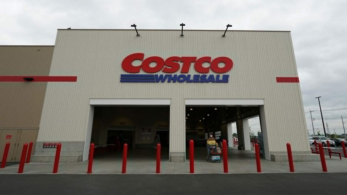 Costco invertirá 100 millones de dólares en México para abrir una nueva tienda con gasolinera y más de 5 mil productos en su oferta comercial. /Reuters