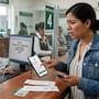 ¿Qué pasa si te depositan dinero por error y te lo gastas?