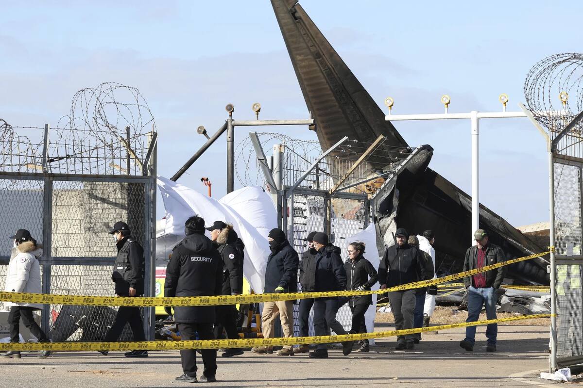 Tragedia aérea en Corea del Sur: la caja negra dañada será clave en la investigación internacional