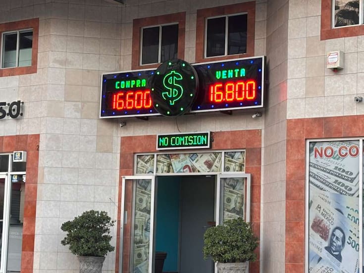 Cae peso frente al dólar por tensiones globales; en Tijuana permanece por debajo de los 17 pesos