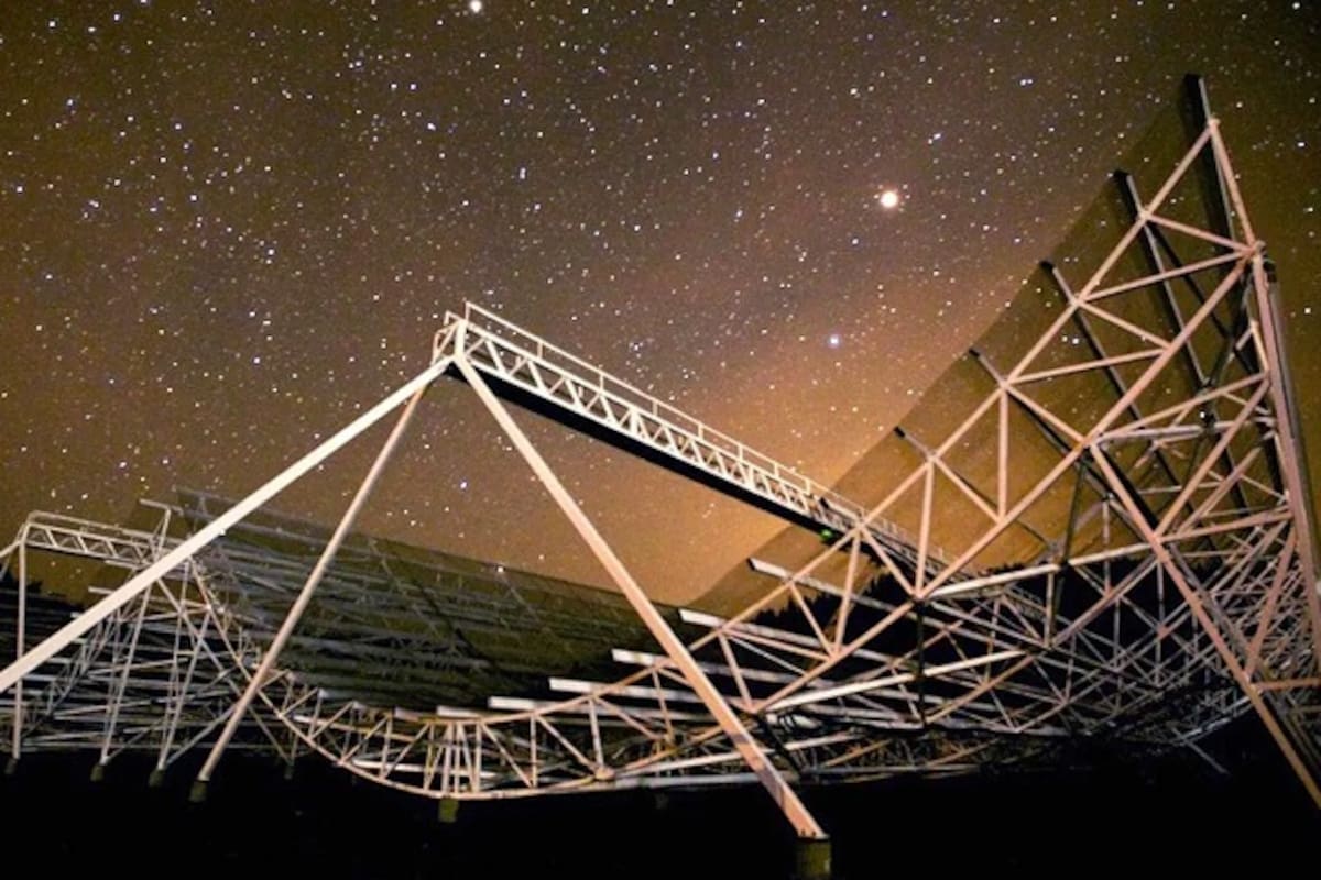 Identifican el origen de la onda de radio más fuerte detectada en el universo
