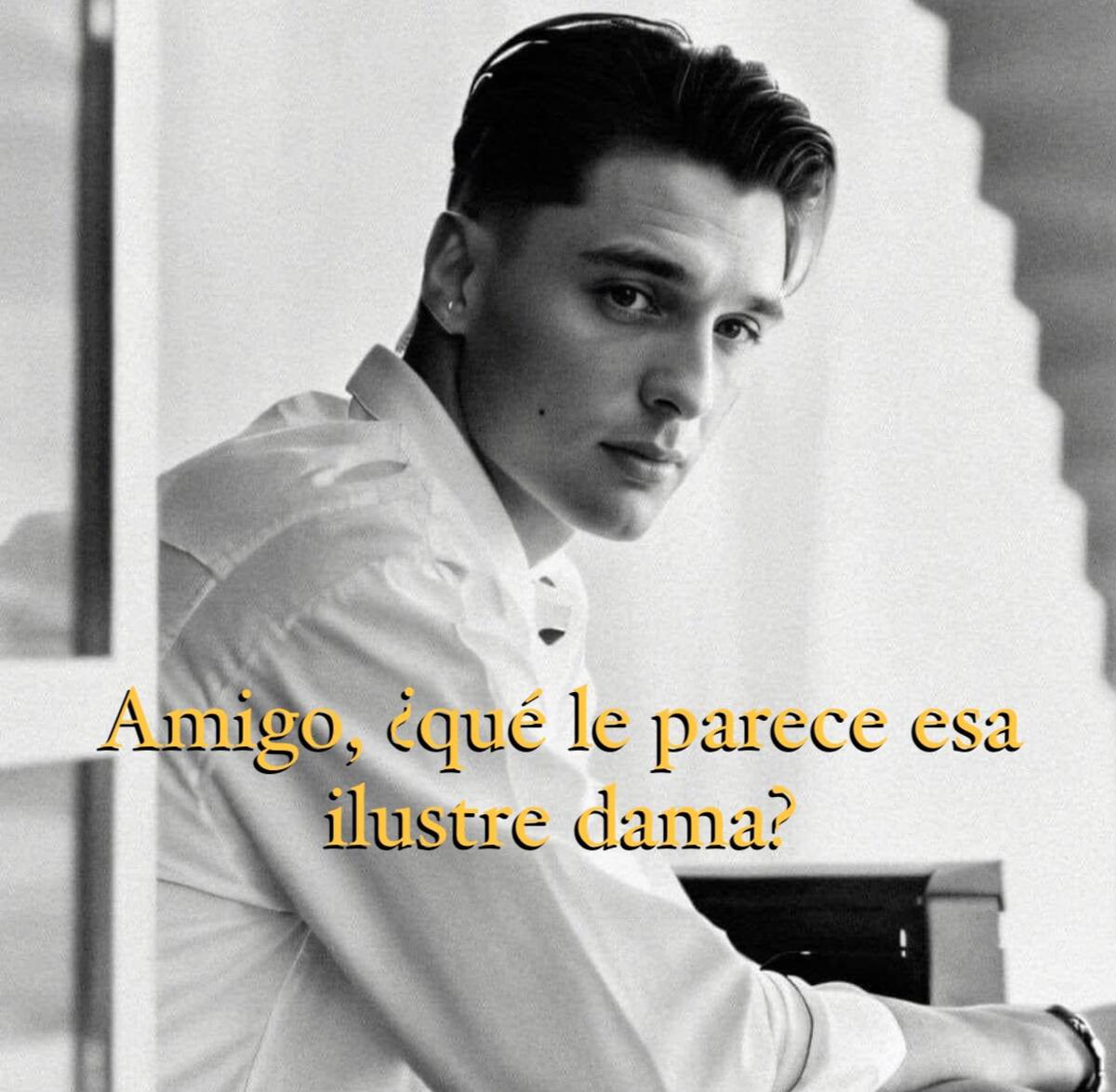 Circuló en redes una imagen de Peso Pluma y su supuesto nuevo look, pero era un montaje con IA.