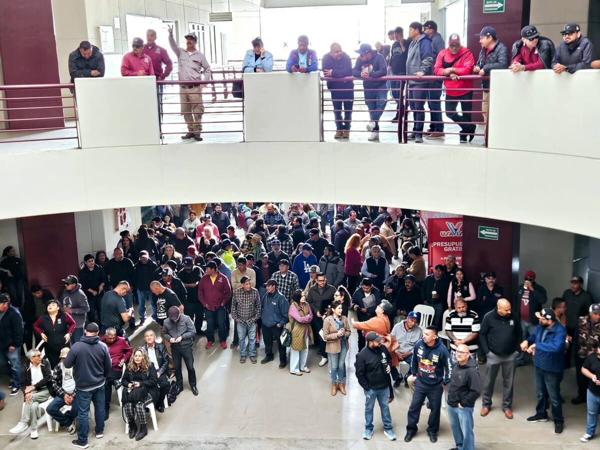 El comité seccional y trabajadores se dieron cita para exigir en incumplimiento a las condiciones generales de trabajo vigentes. Foto: Cortesía