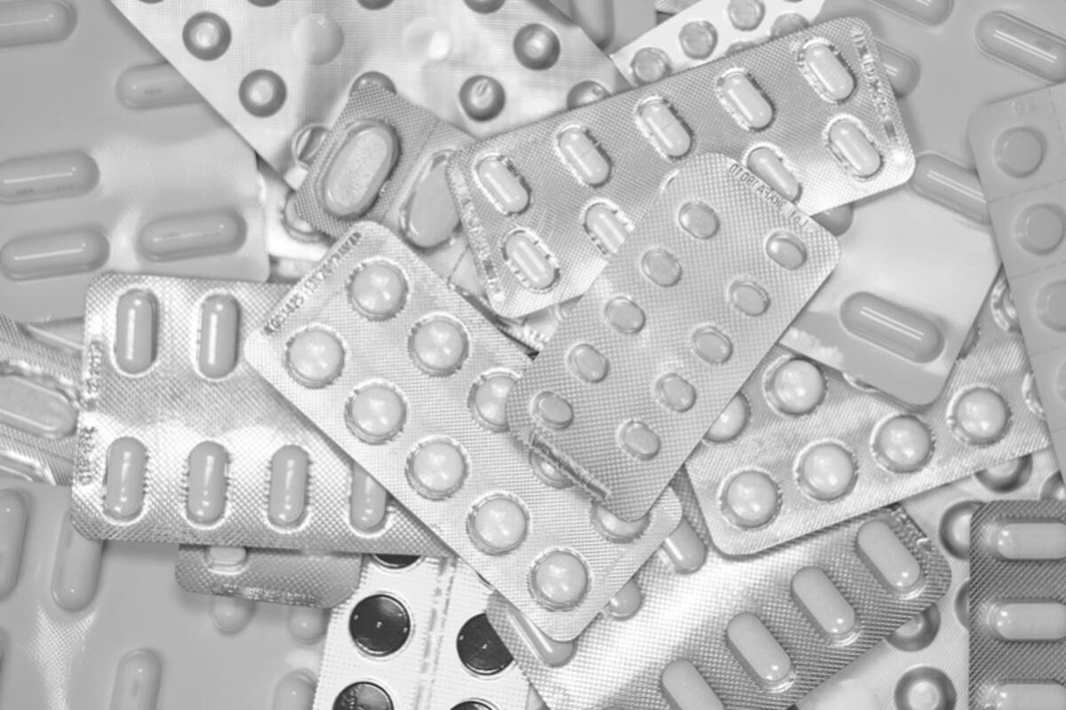 Reportan desabasto de medicamento para artritis y lupus por pánico por coronavirus