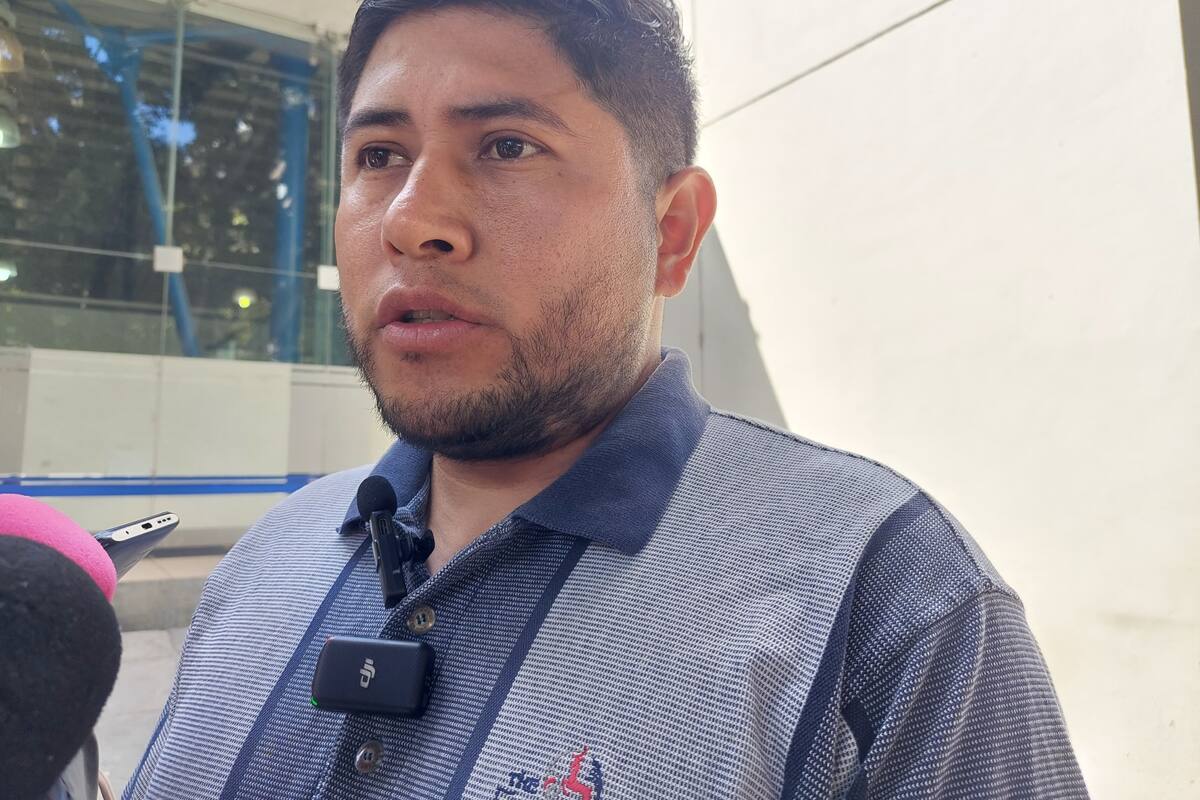 Busca ayuda legal para exigir justicia por su esposa