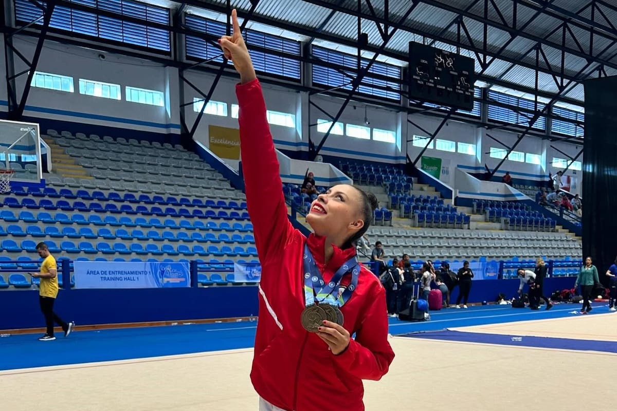 Adirem Tejeda y el conjunto nacional de gimnasia rítmica rompen el silencio sobre años de humillaciones, castigos físicos y privación de alimentos bajo el mando de su entrenadora