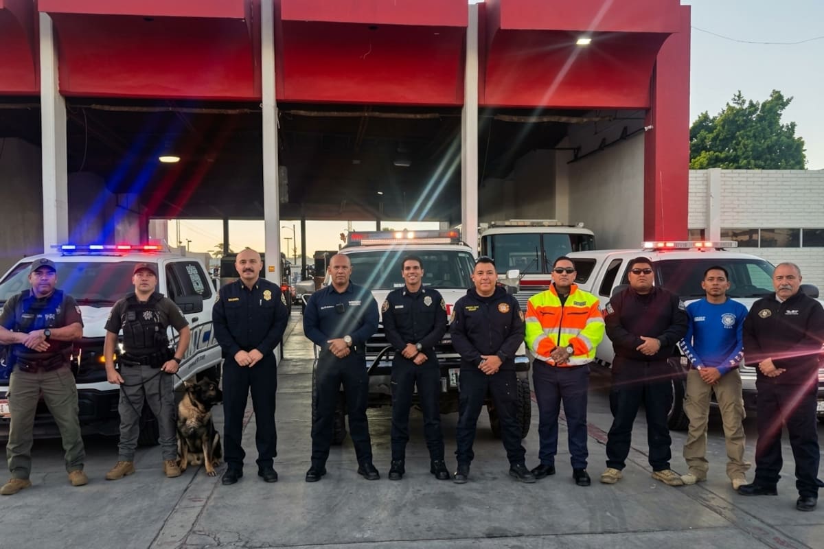Mexicali envía bomberos, policías y binomio canino a Ensenada tras la tormenta Rachel