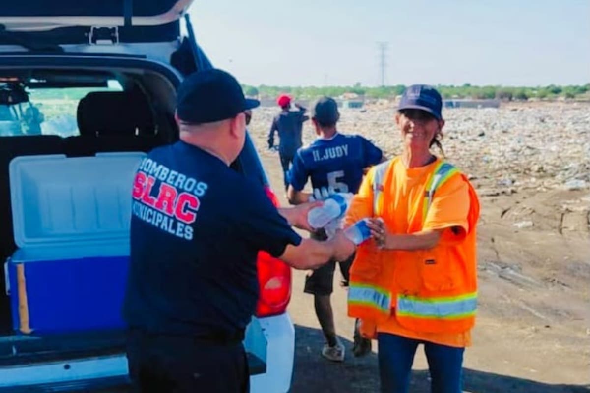 Reparten agua gratis en colonias de San Luis Río Colorado por calor extremo; estos son los puntos de hidratación