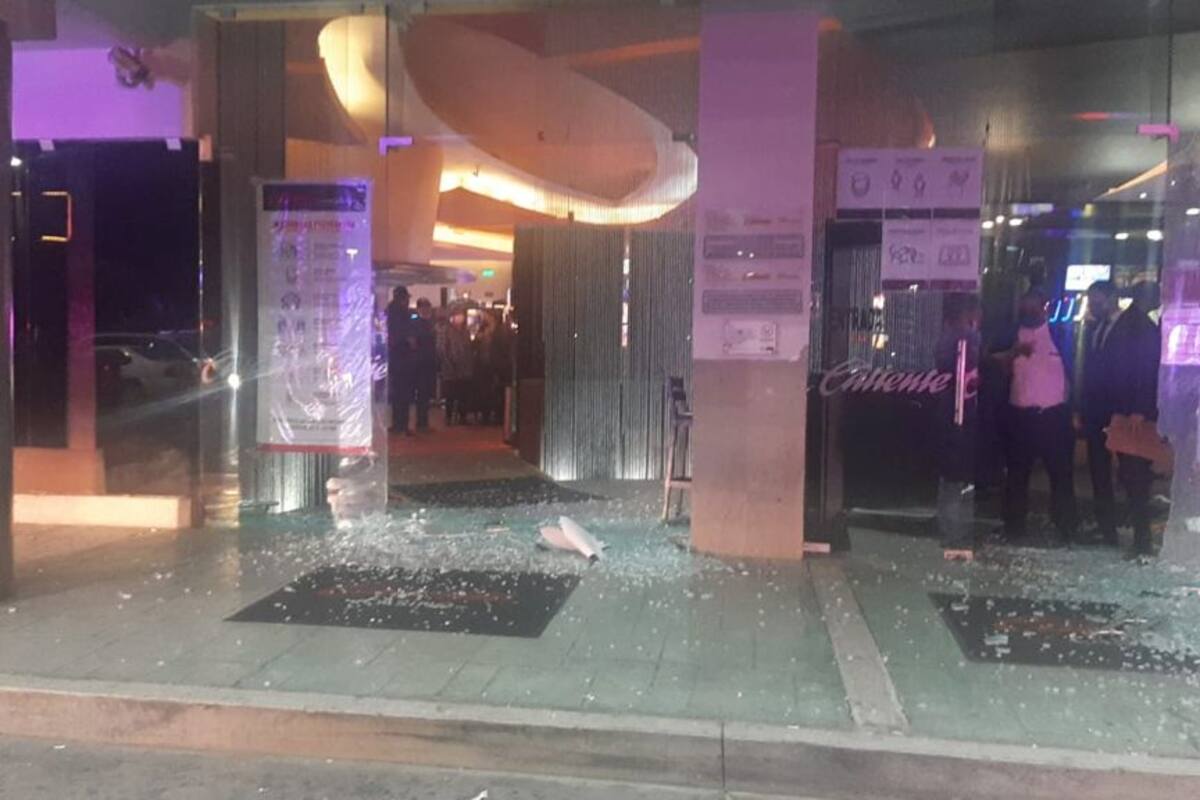 Balean a hombre afuera de un casino, en Tecate