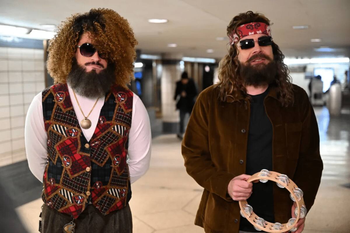 Bad Bunny y Jimmy Fallon listos para sorprender a los viajeros en el metro de Nueva York con su concierto.